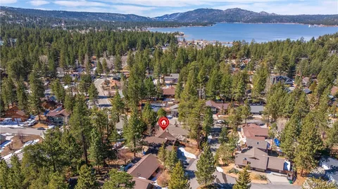 $1,095,000 | 41537 Mockingbird Drive, Big Bear Lake, CA 92315