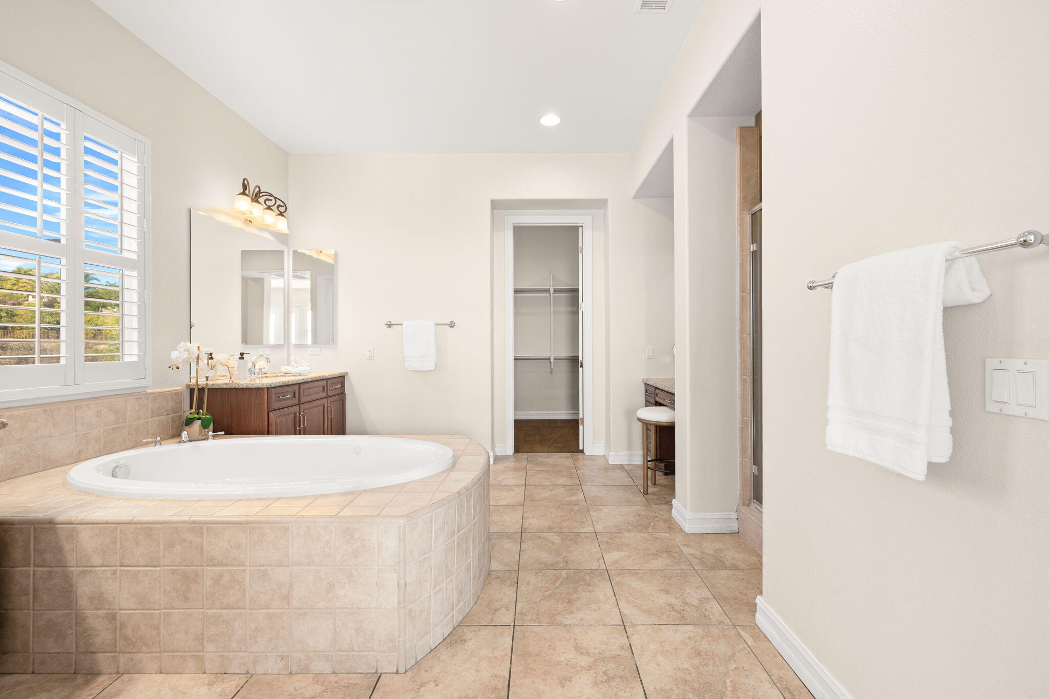 7641 Kingdom Drive Riverside, CA 92506 - Photo 23 of 47 62-web-or-mls-8M4A7238