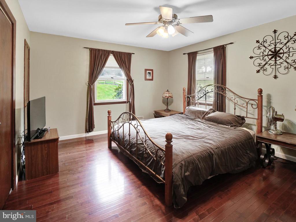 3608 Kemptown Church Road Monrovia, MD 21770 - Photo 21 of 58 Master bedroom with attached bath
