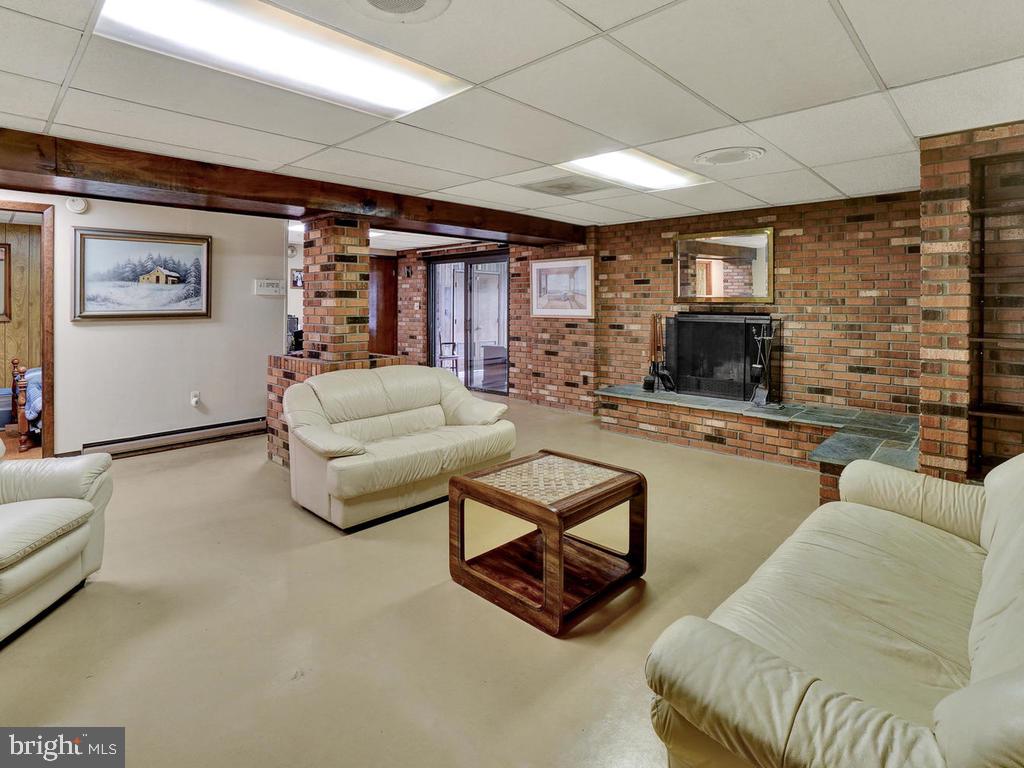 3608 Kemptown Church Road Monrovia, MD 21770 - Photo 36 of 58 LL family room view toward exit to sunroom