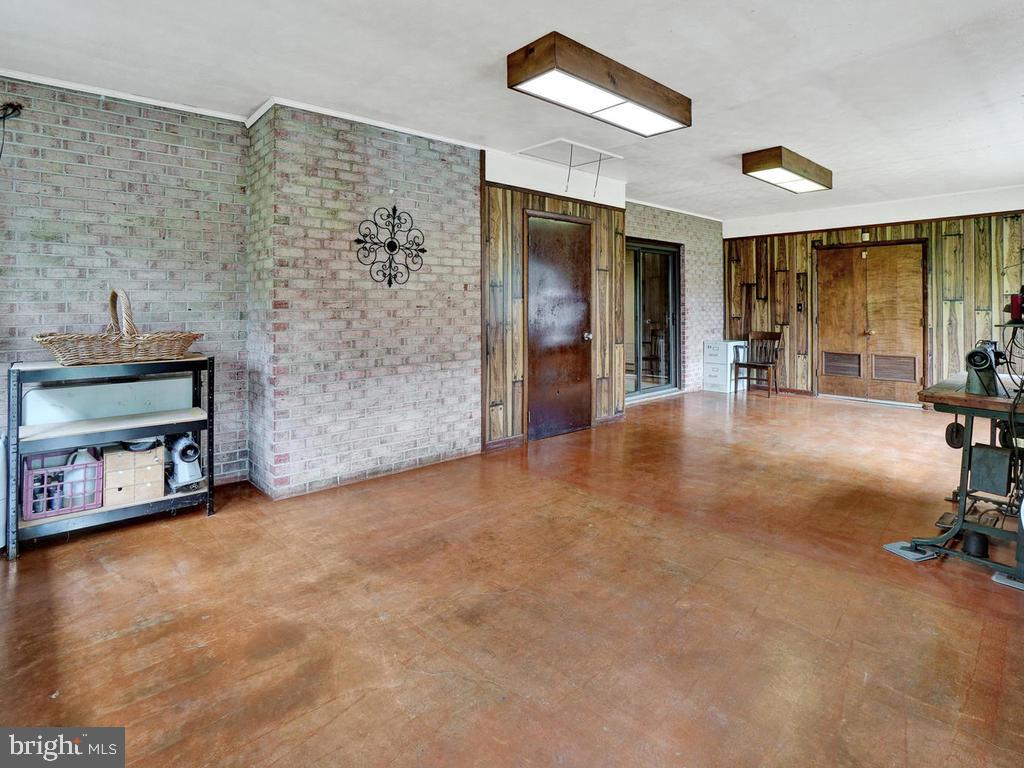 3608 Kemptown Church Road Monrovia, MD 21770 - Photo 39 of 58 Huge sunroom/gameroom and garage access