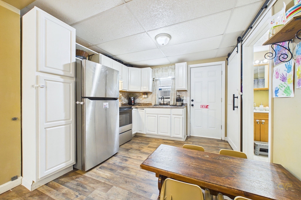 615 Robeson Street Fall River, MA 02720 - Photo 17 of 30