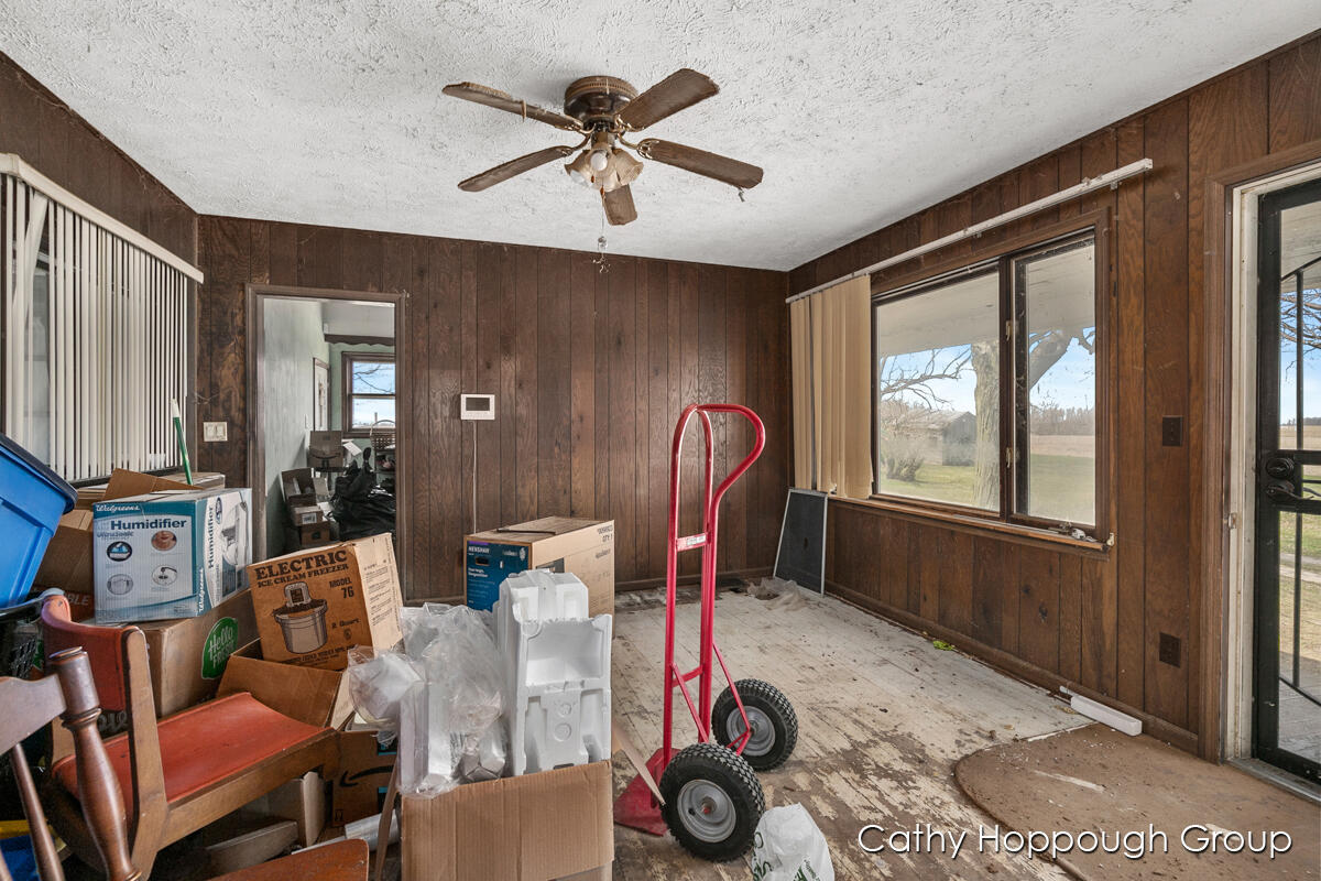 5640 South State Road Ionia, MI 48846 - Photo 39 of 45 IMG_1013