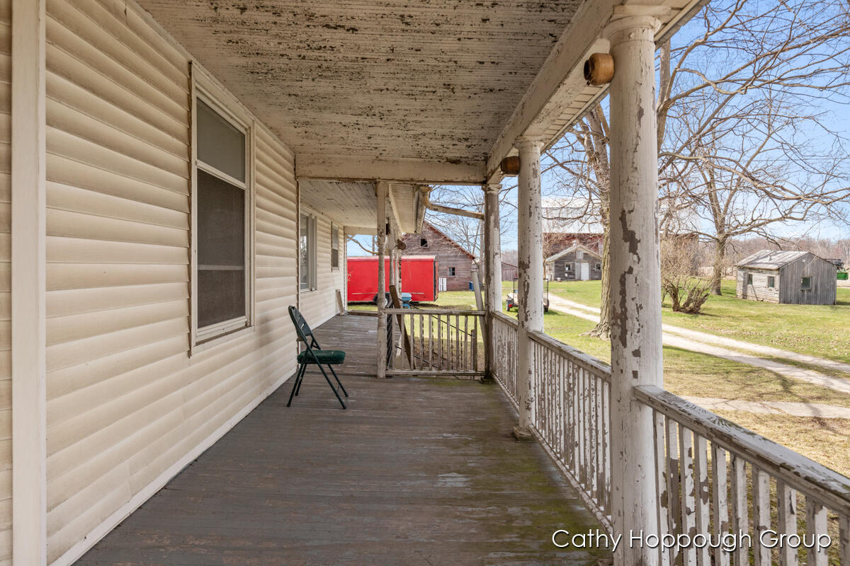 5640 South State Road Ionia, MI 48846 - Photo 6 of 45 IMG_1005