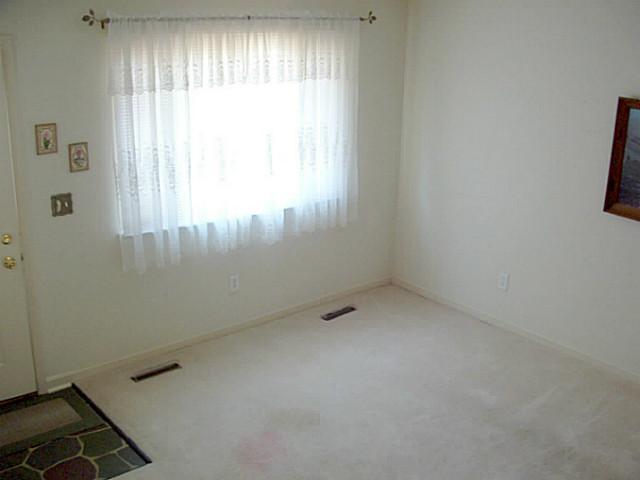 4774 Echorock Drive Columbus, OH 43231 - Photo 10 of 22