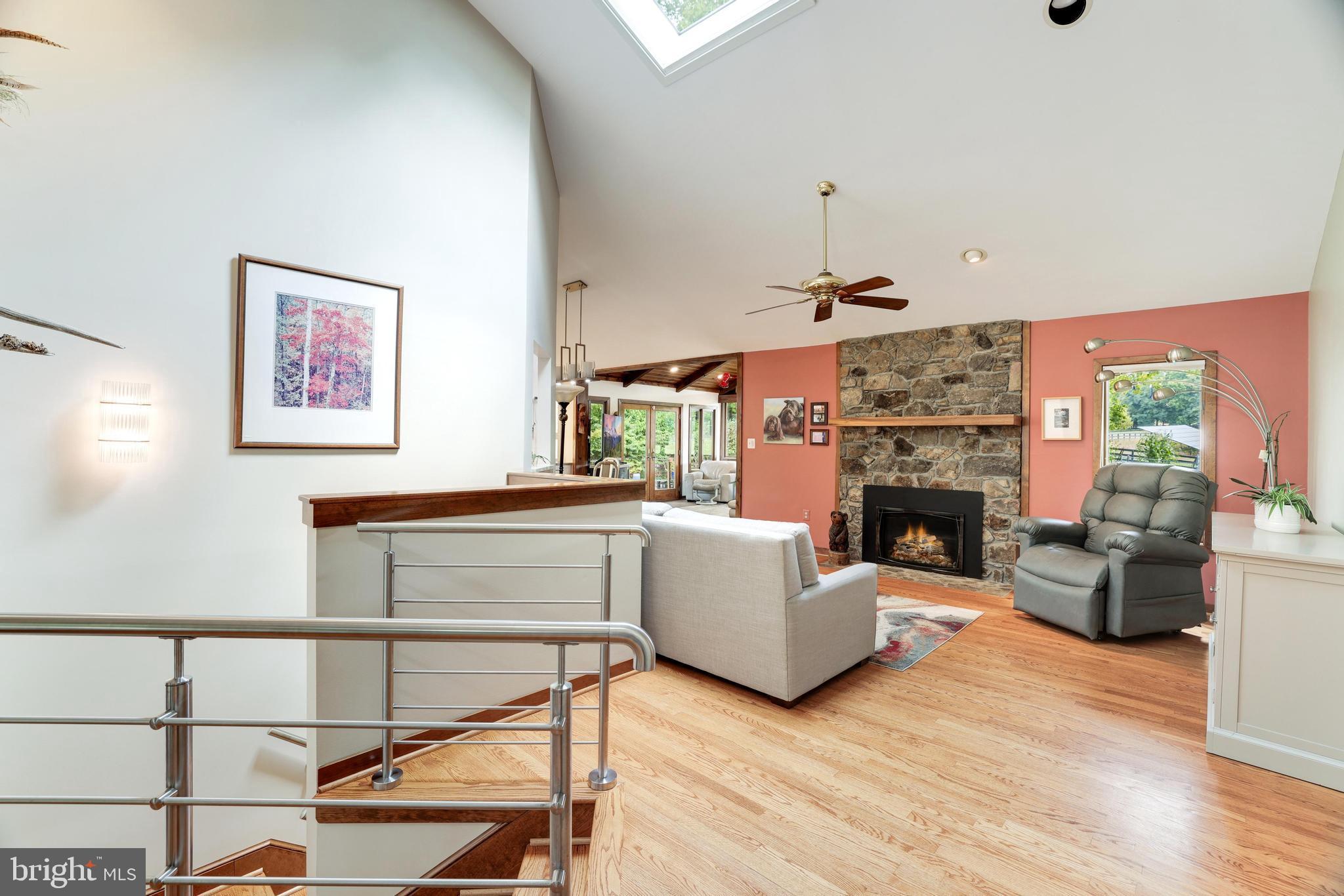 14350 Loyalty Road Leesburg, VA 20176 - Photo 7 of 98 Lovely Wood Floors