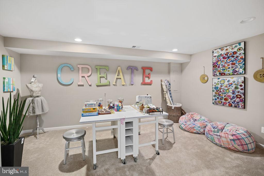 18040 Red Mulberry Road Dumfries, VA 22026 - Photo 25 of 46 DEN (BASEMENT)