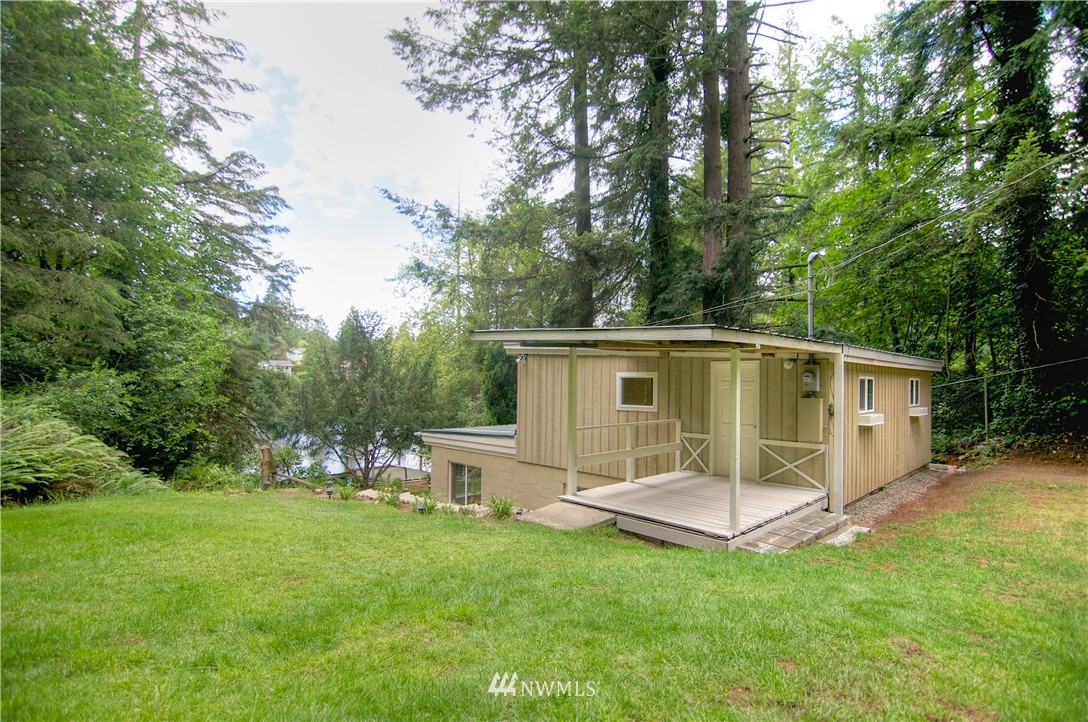 5541 Rehklau Road Southeast Olympia, WA 98513 - Photo 3 of 25 Gallery Image 3