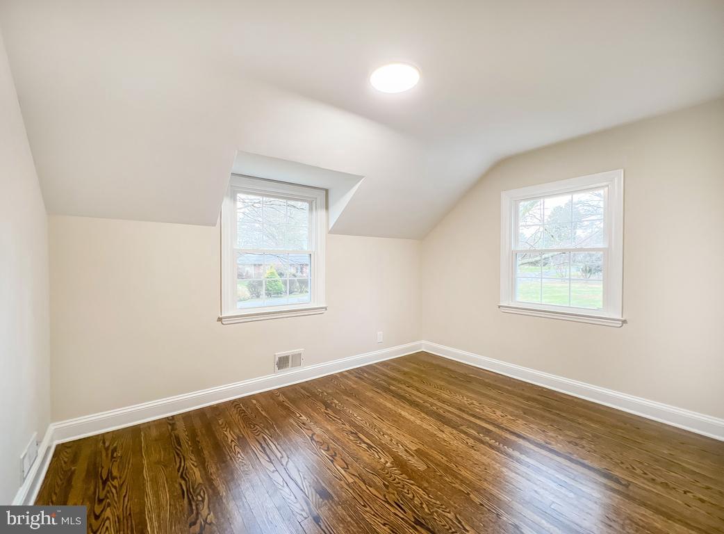 303 West Rose Valley Road Wallingford, PA 19086 - Photo 32 of 40