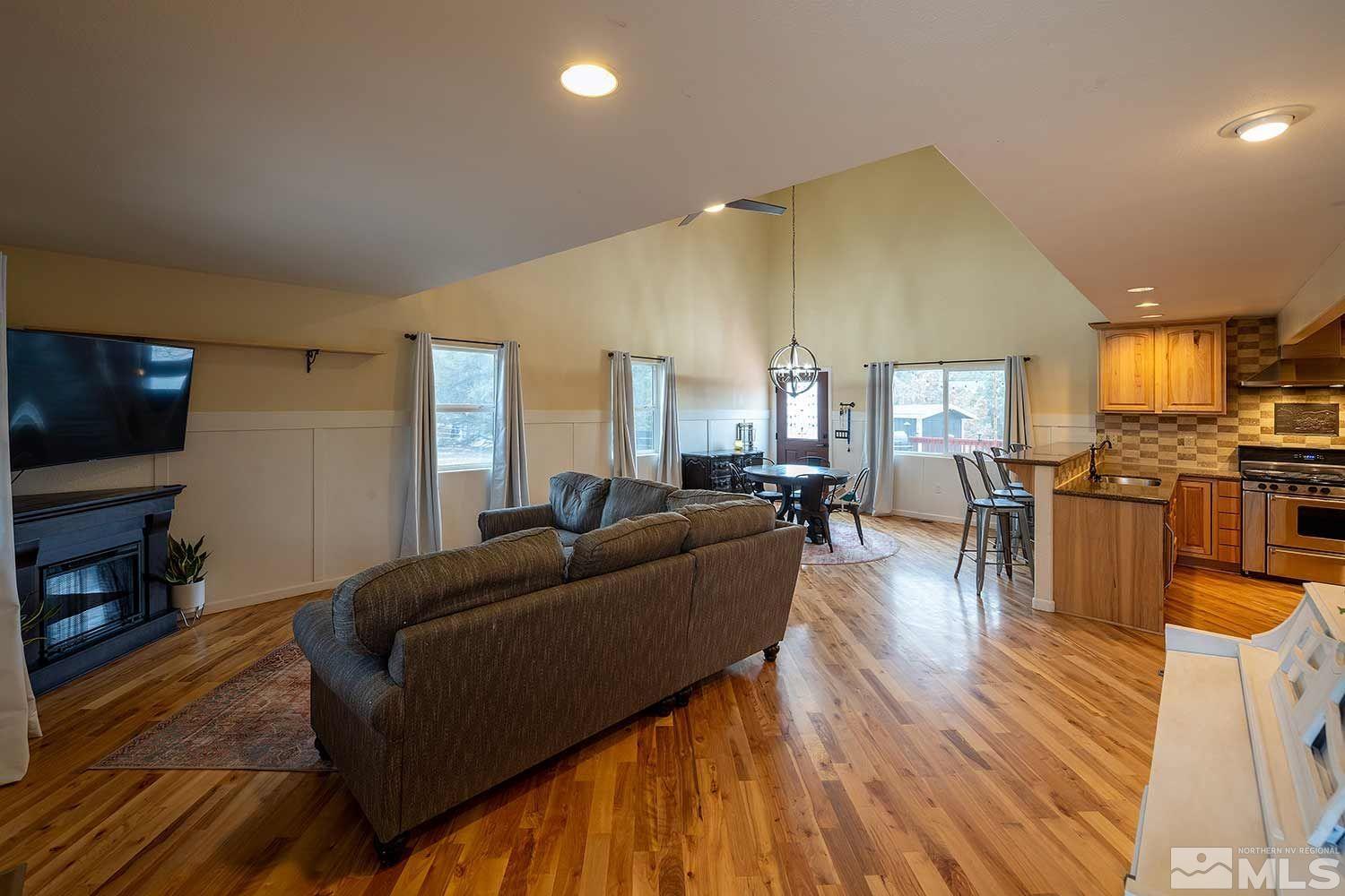 1920 Lousetown Road Reno, NV 89521 - Photo 3 of 23 Photo 3