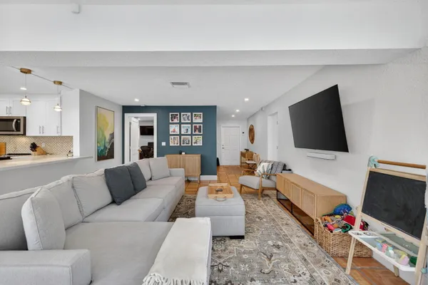 $705,000 | 3030 Southwest 23rd Street, Fort Lauderdale, FL 33312