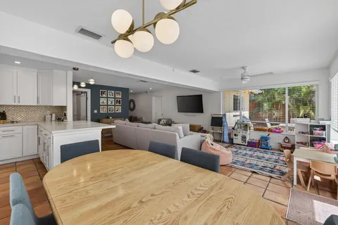 $685,000 | 3030 Southwest 23rd Street, Fort Lauderdale, FL 33312