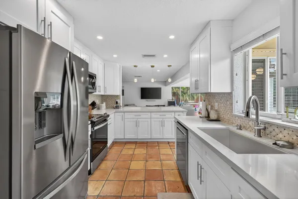 $705,000 | 3030 Southwest 23rd Street, Fort Lauderdale, FL 33312