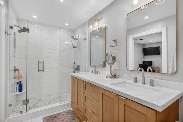 $705,000 | 3030 Southwest 23rd Street, Fort Lauderdale, FL 33312