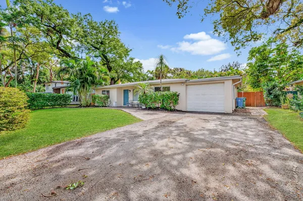 $705,000 | 3030 Southwest 23rd Street, Fort Lauderdale, FL 33312