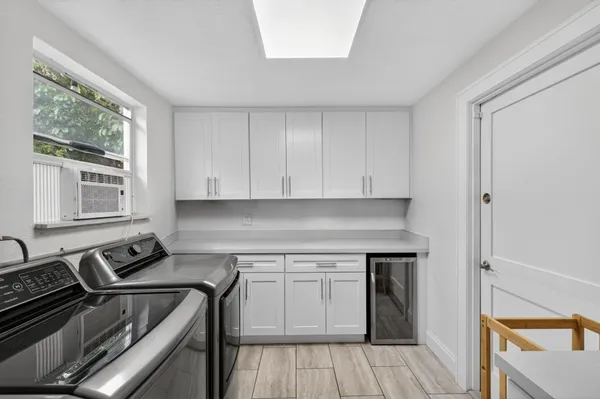 $705,000 | 3030 Southwest 23rd Street, Fort Lauderdale, FL 33312