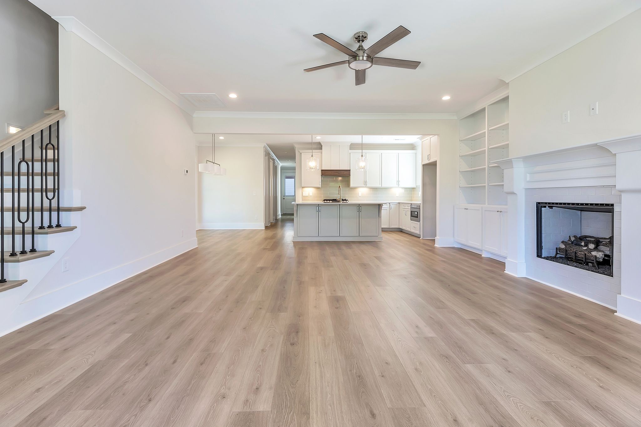 907 Haynes Drive Murfreesboro, TN 37129 - Photo 4 of 39