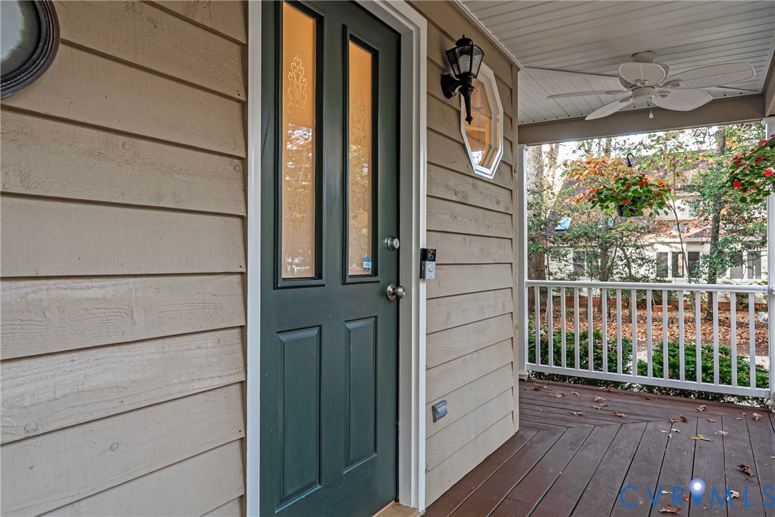 13905 North Point Road Midlothian, VA 23112 - Photo 11 of 50 The front door for the guests....