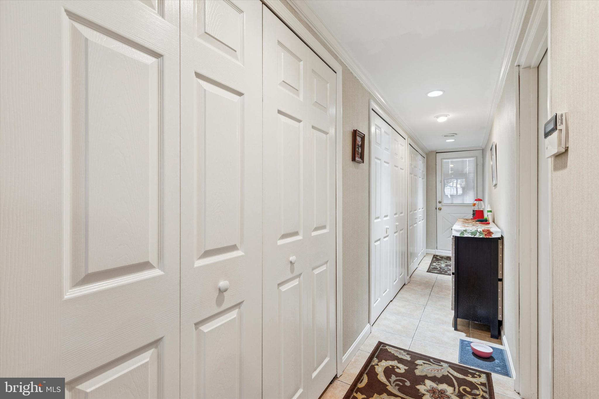 7406 Hill Road Philadelphia, PA 19128 - Photo 20 of 25 Gallery Image 20