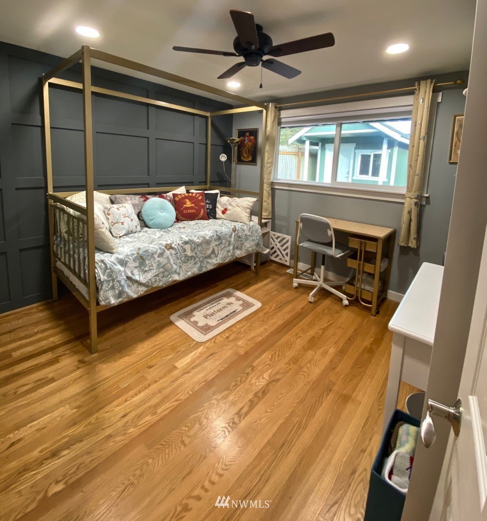 14530 166th Place Southeast Renton, WA 98059 - Photo 21 of 30 a bedroom with furniture and a window