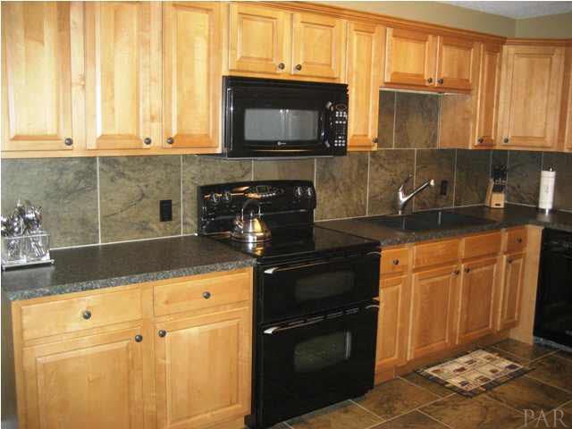 6357 Shady Lane Milton, FL 32570 - Photo 4 of 21 New Kitchen cabinets