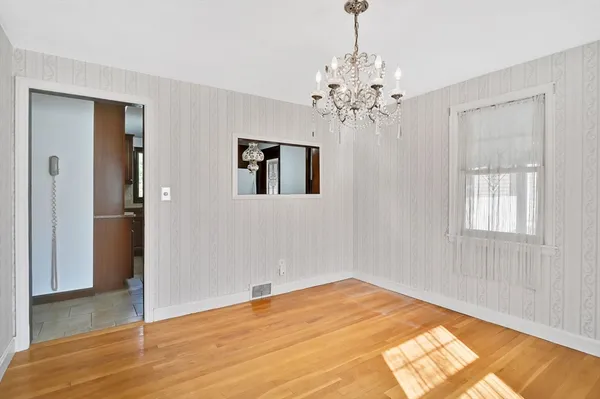 $340,000 | 158 Homestead Boulevard, Longmeadow, MA 01106