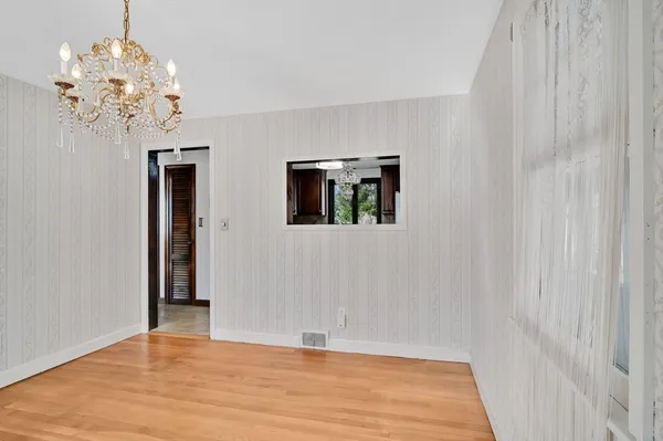 $340,000 | 158 Homestead Boulevard, Longmeadow, MA 01106