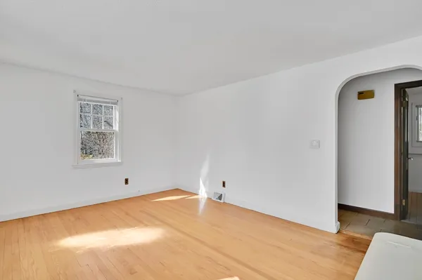 $340,000 | 158 Homestead Boulevard, Longmeadow, MA 01106