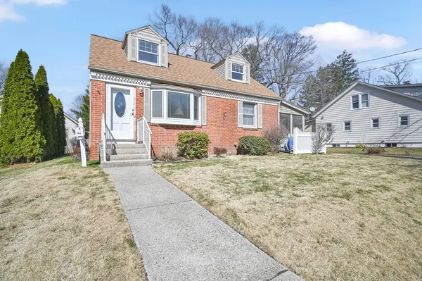 $340,000 | 158 Homestead Boulevard, Longmeadow, MA 01106