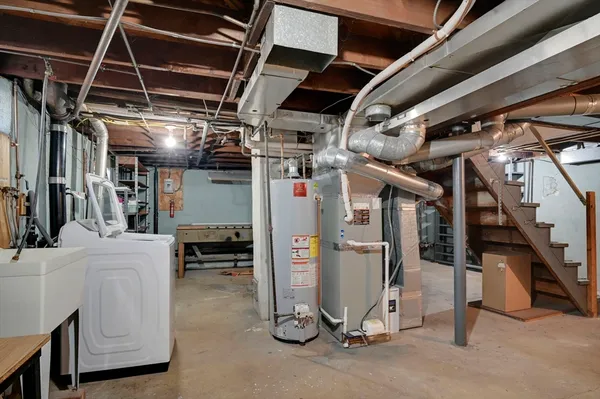 $340,000 | 158 Homestead Boulevard, Longmeadow, MA 01106