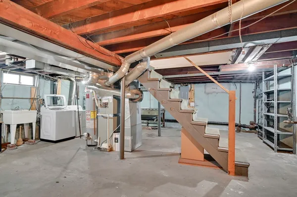 $340,000 | 158 Homestead Boulevard, Longmeadow, MA 01106