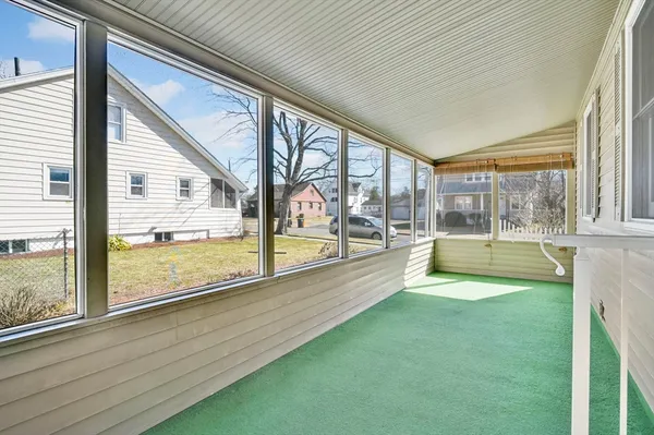 $340,000 | 158 Homestead Boulevard, Longmeadow, MA 01106