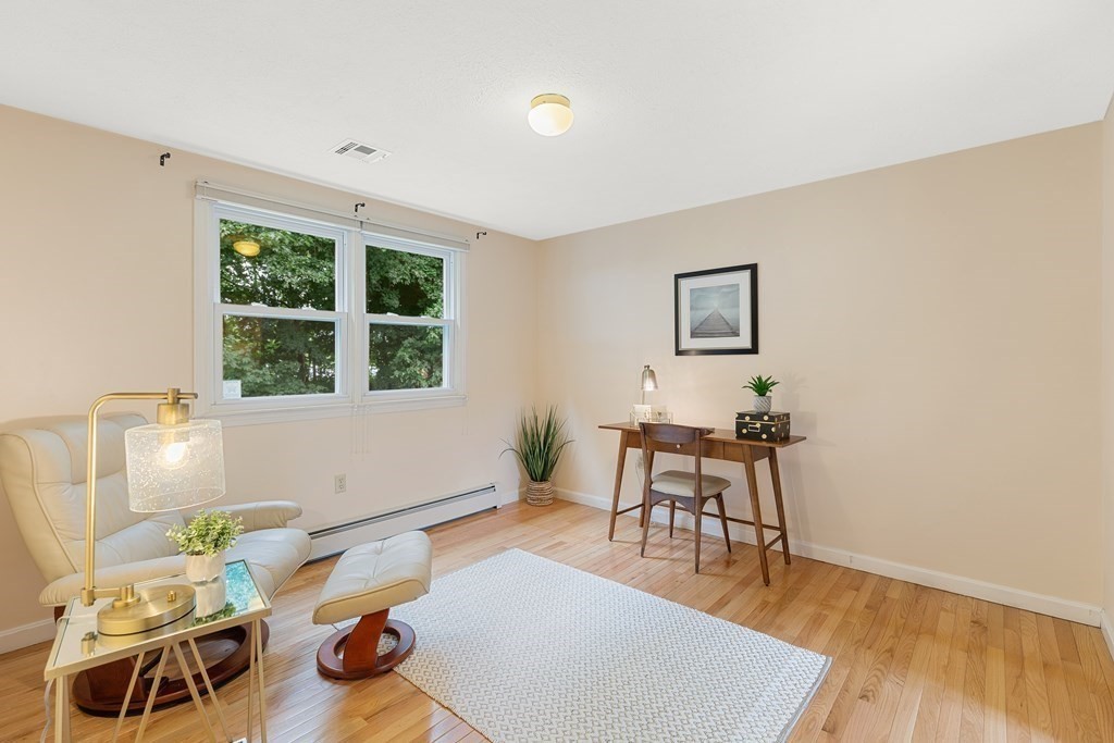 23 Grandview Road Reading, MA 01867 - Photo 3 of 15 Gallery Image 3