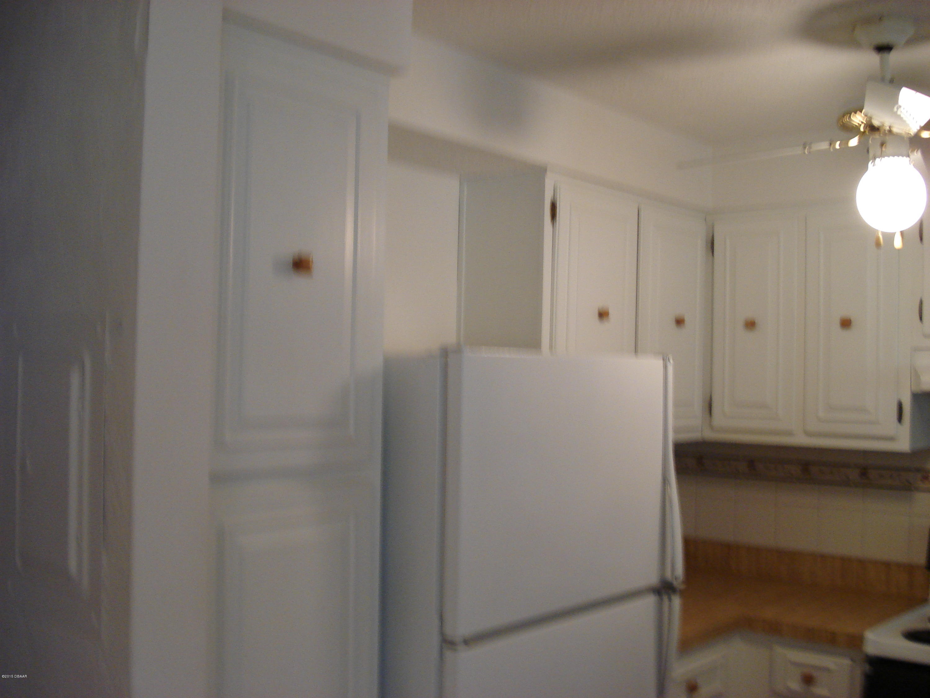 11 Summer Trees Road Port Orange, FL 32128 - Photo 12 of 22 KITCHEN