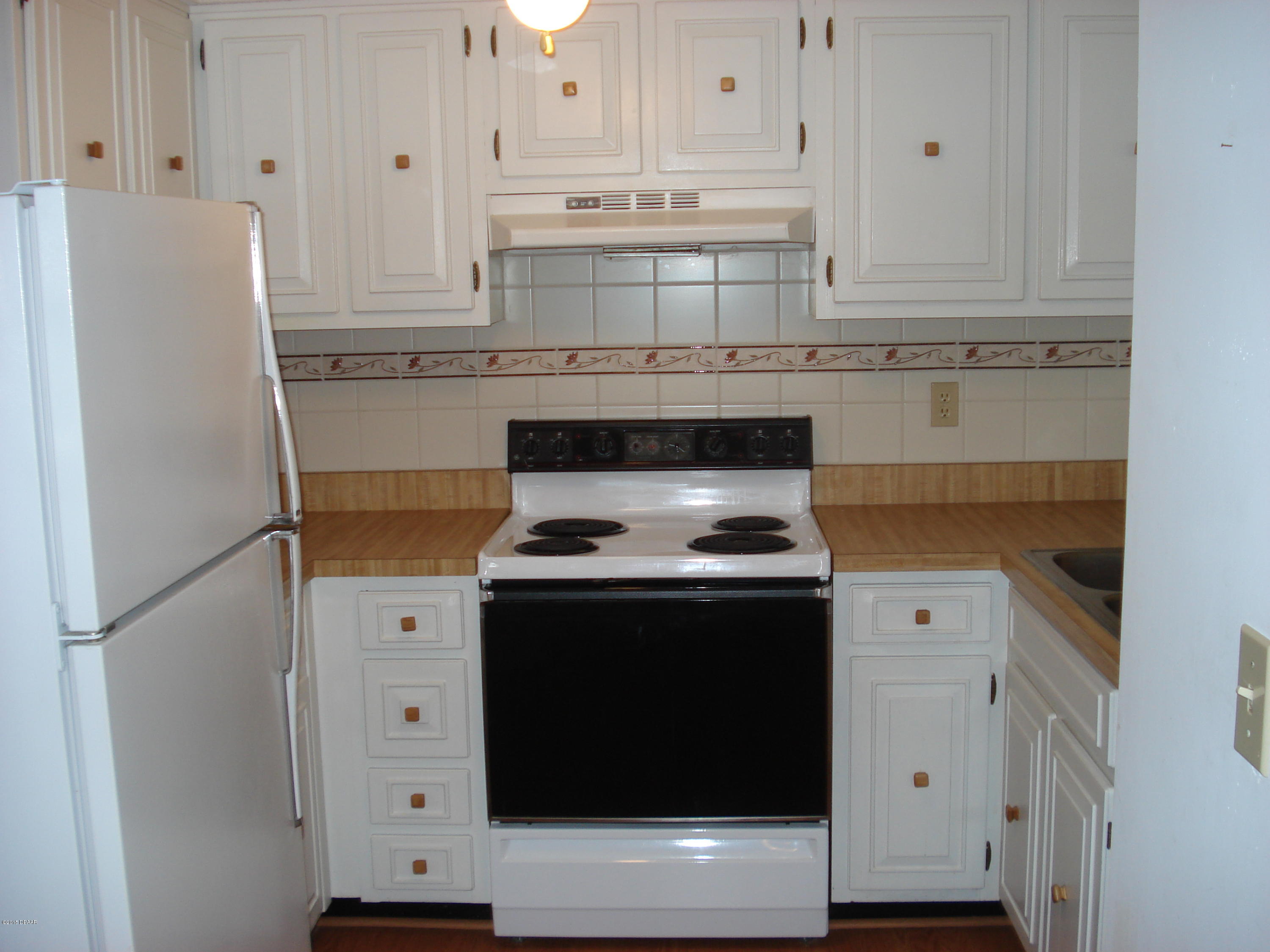 11 Summer Trees Road Port Orange, FL 32128 - Photo 7 of 22 DSC00005