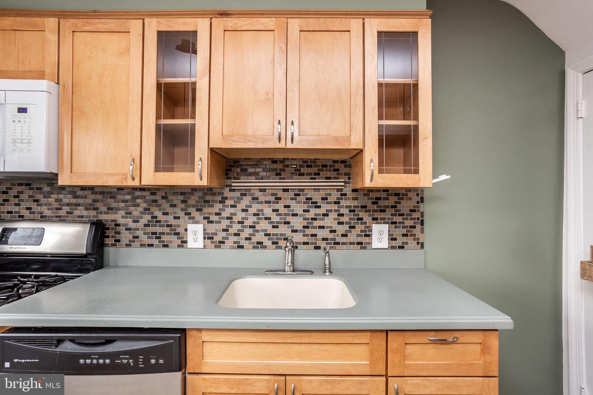 342 Grovethorn Road Baltimore, MD 21220 - Photo 6 of 18 Kitchen