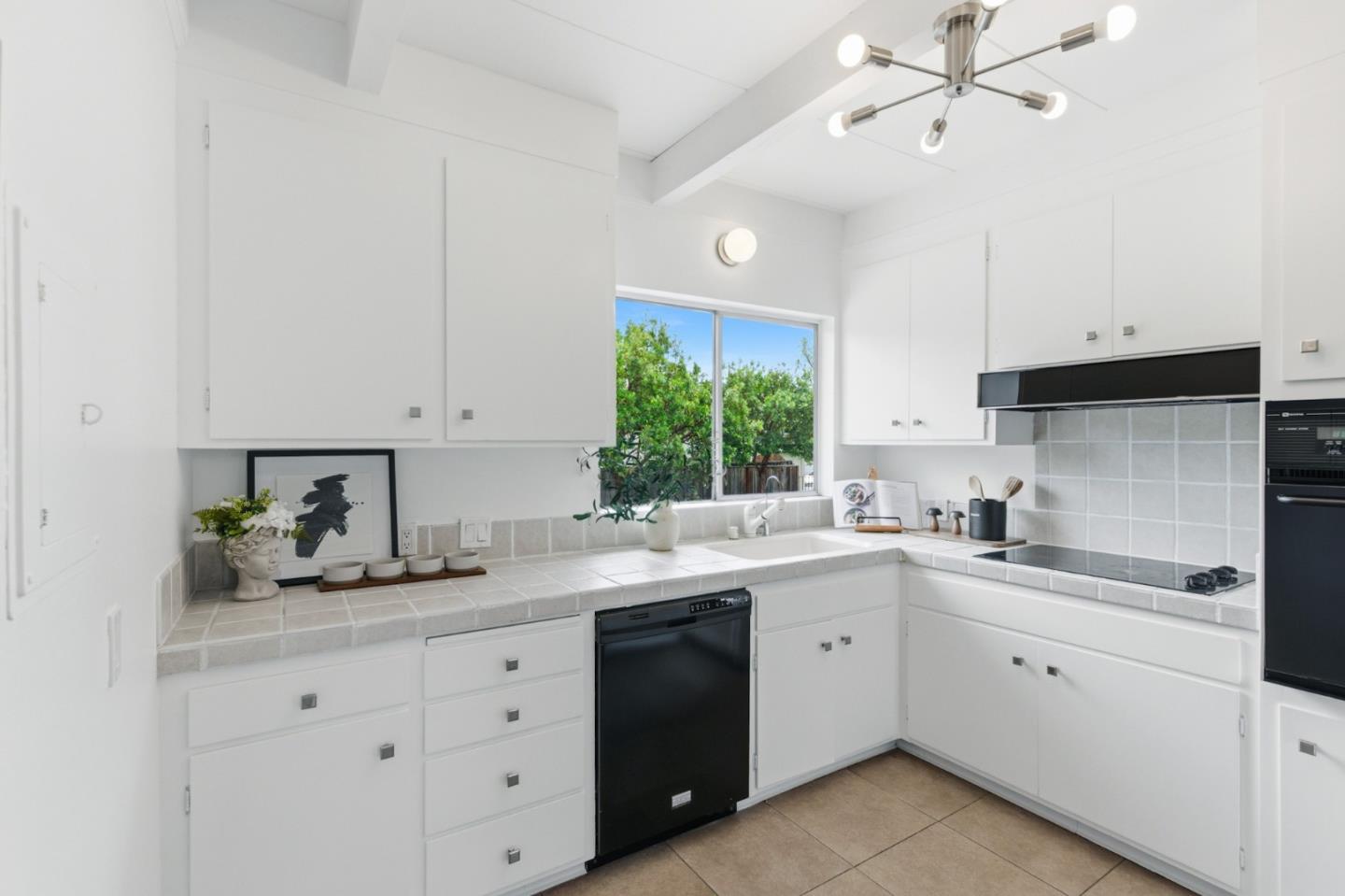 3909 Middlefield Road, Unit F Palo Alto, CA 94303 - Photo 18 of 65