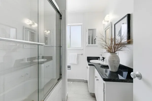 $1,199,000 | 3909 Middlefield Road, Unit F, Palo Alto, CA 94303