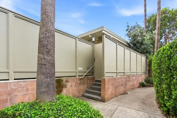 $1,199,000 | 3909 Middlefield Road, Unit F, Palo Alto, CA 94303