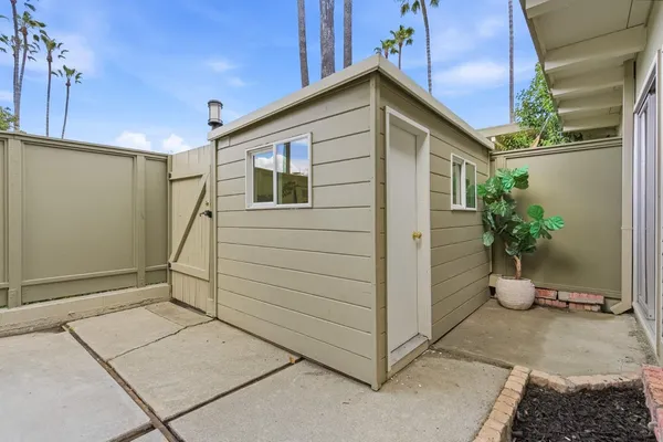 $1,199,000 | 3909 Middlefield Road, Unit F, Palo Alto, CA 94303