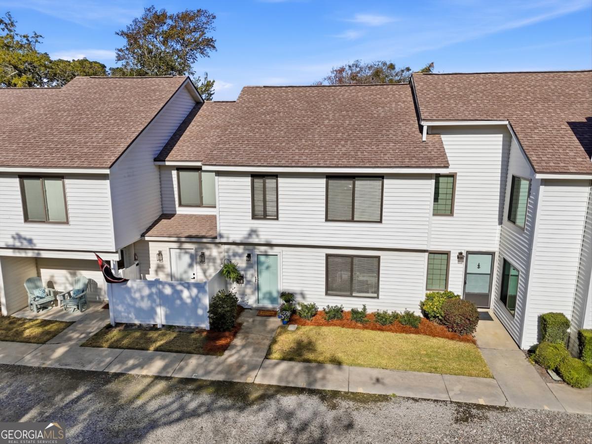 805 Mallery Street, Unit B St. Simons, GA 31522 - Photo 2 of 33