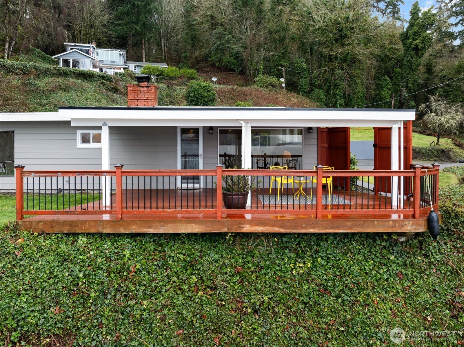 1908 Lybecker Road Northwest Gig Harbor, WA 98332 - Photo 9 of 40 front view of a house with a yard