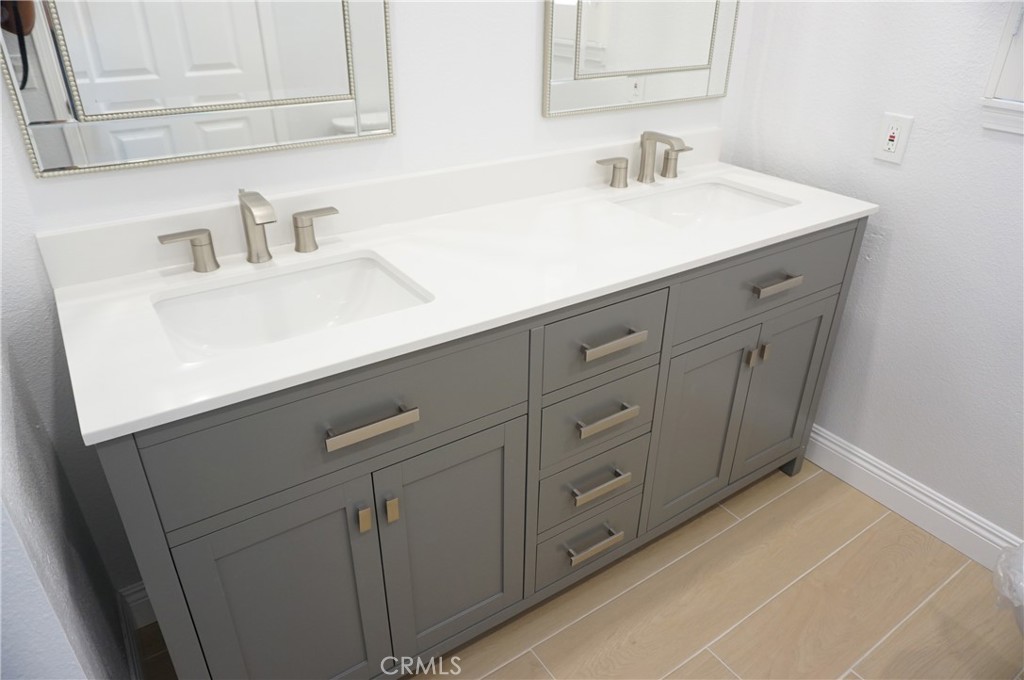 12036 Shadow Ridge Way Porter Ranch, CA 91326 - Photo 38 of 75 Gallery Image 38