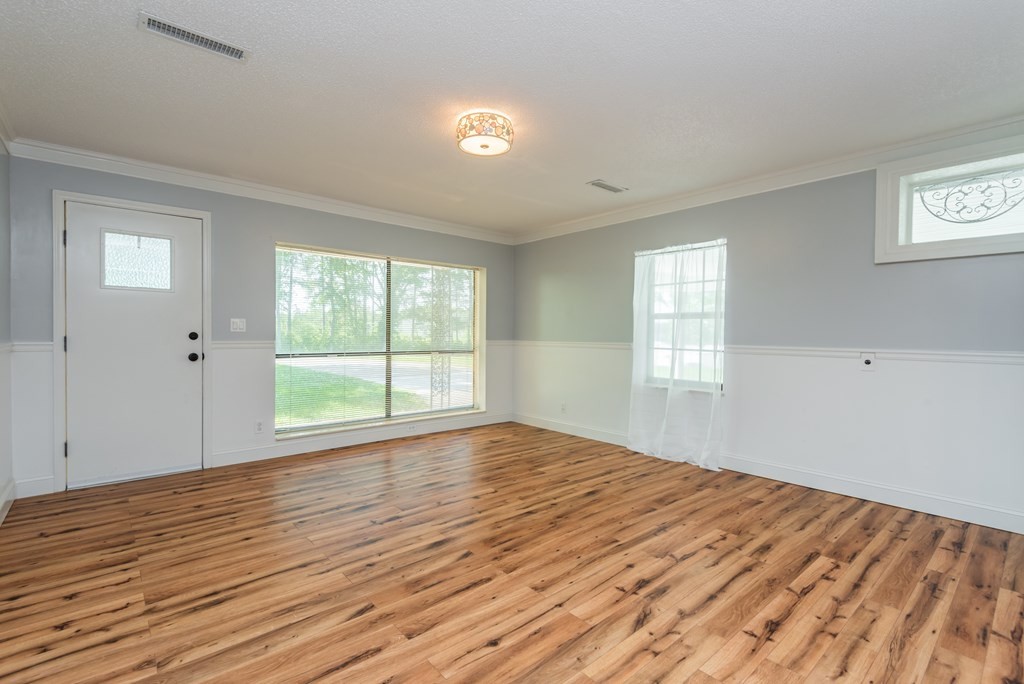 240 Lands Road Madisonville, TN 37354 - Photo 12 of 60 Gallery Image 12