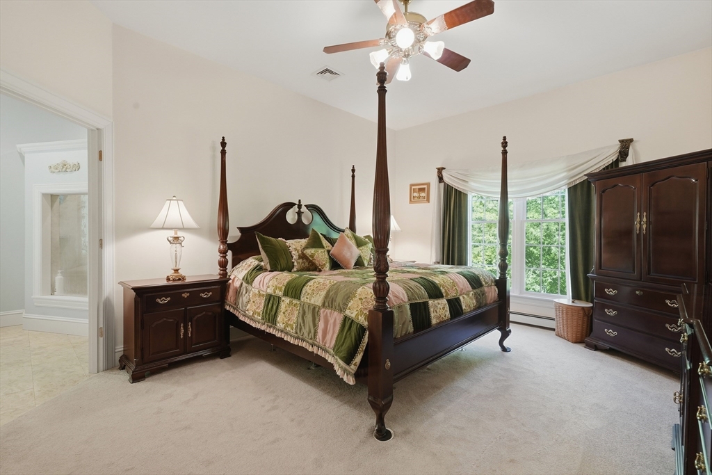 332 Division Road Dartmouth, MA 02748 - Photo 16 of 42 Gallery Image 16