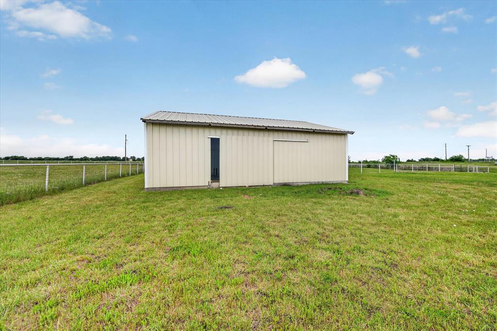 7145 Donald Road Krum, TX 76249 - Photo 33 of 35