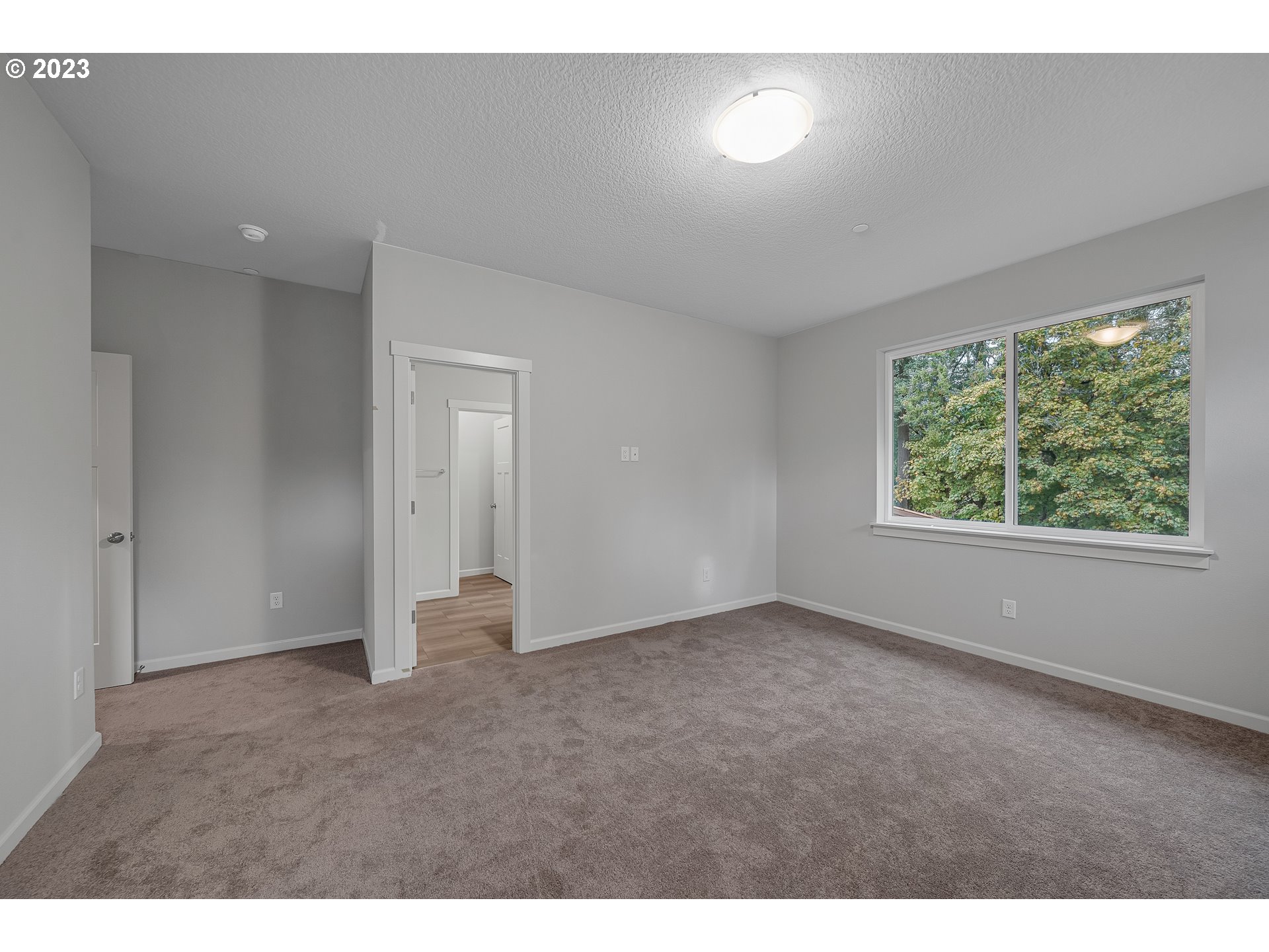 724 South 29th Court Ridgefield, WA 98642 - Photo 17 of 27 a view of an empty room with a window