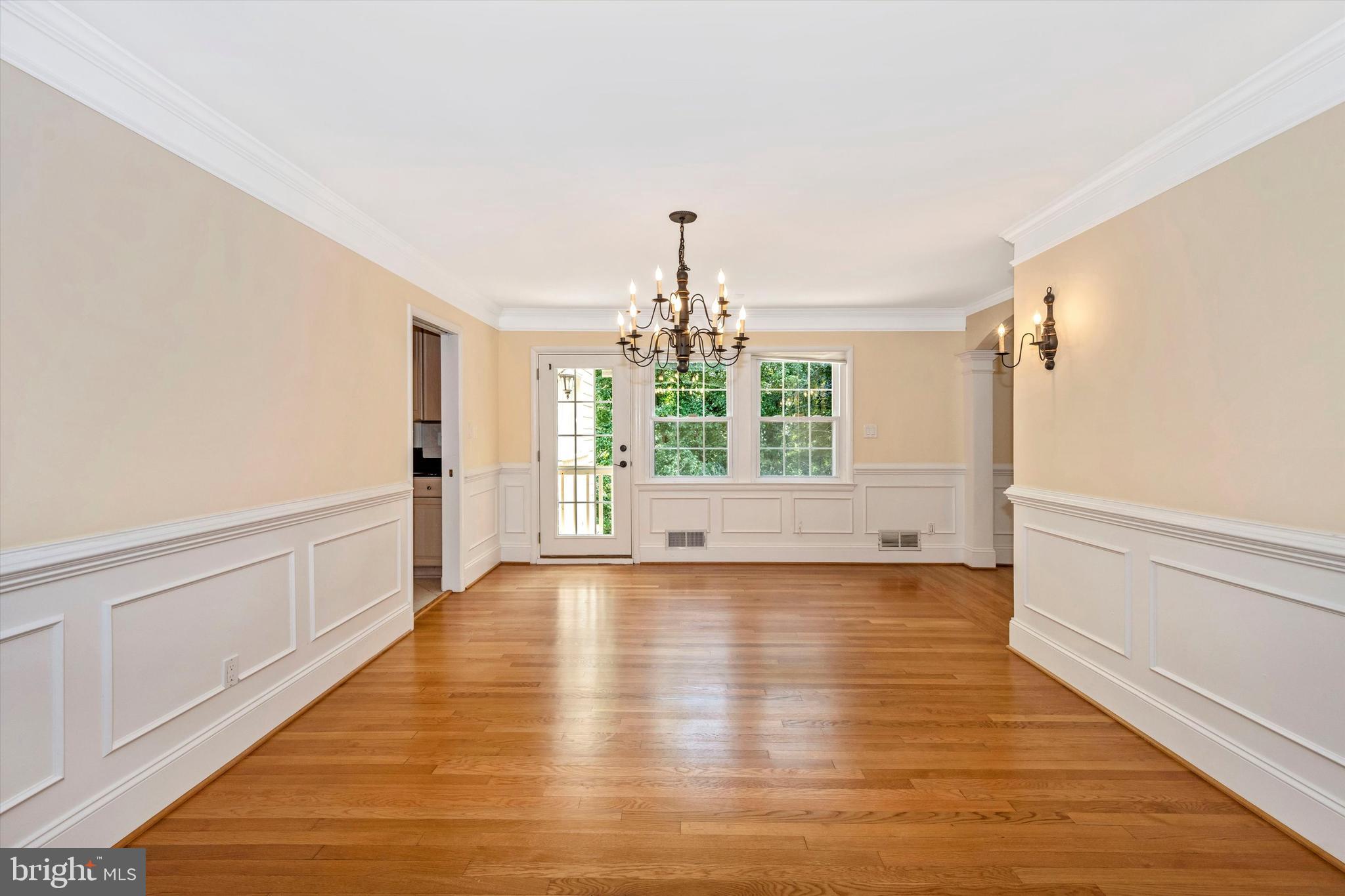 12707 River Road Potomac, MD 20854 - Photo 10 of 49