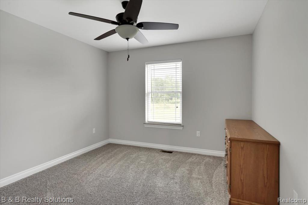 437 Angle Road Lapeer, MI 48446 - Photo 18 of 43