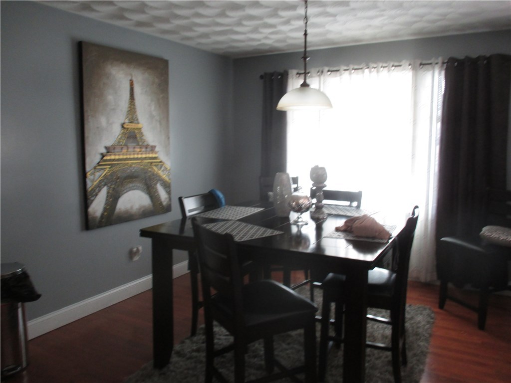 44 Pond Street Pawtucket, RI 02860 - Photo 3 of 8 DINING ROOM